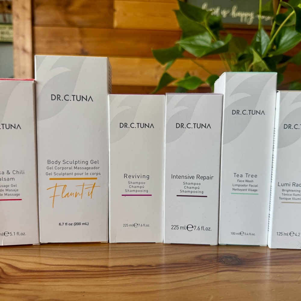 HUGE Farmasi wellness bundle